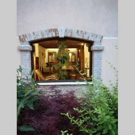 度假居 Stefania Asolo Piscina E Biliardo *