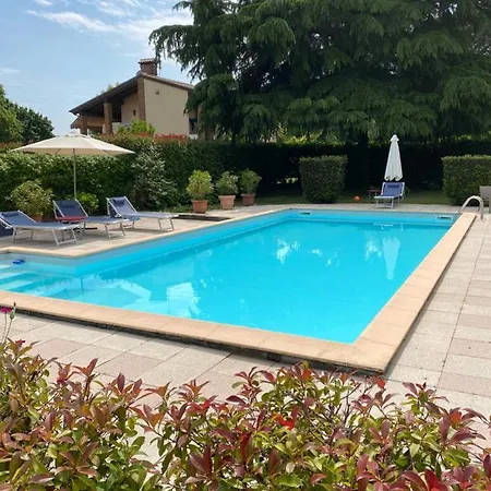 Stefania Asolo Piscina E Biliardo Riese