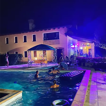 Casa vacanze Stefania Asolo Piscina E Biliardo Riese
